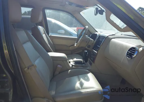 2006 Ford Explorer Eddie Bauer z USA, uszkodzony, nr VIN 1FMEU74E96UA54581